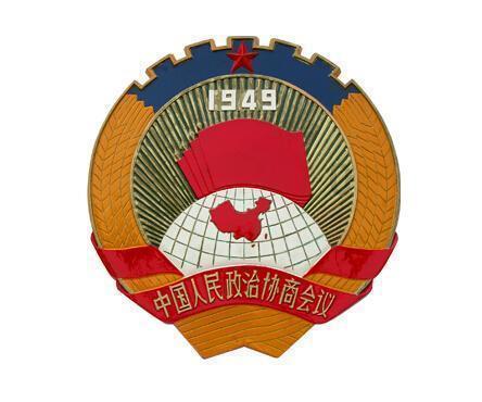 “荧光绿”守护“夕阳红”，东海交警为老人撑起交通“平安伞”