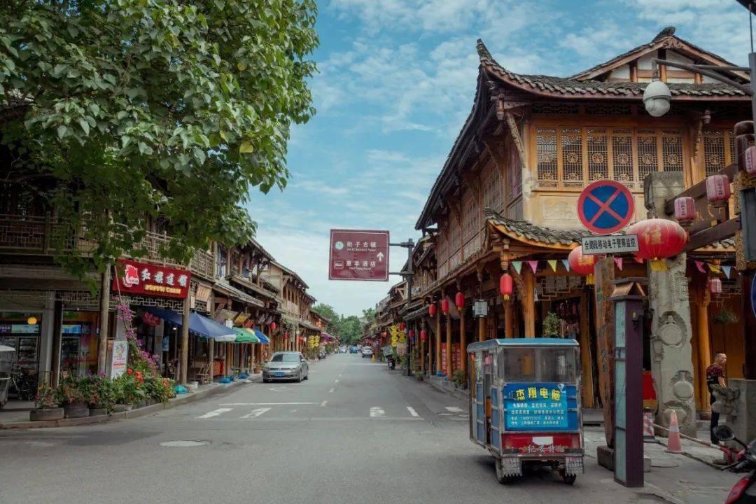 小孩子在学校被同学学长打了怎么处理小孩在学校被同学的妈妈打了怎么办？游戏画面